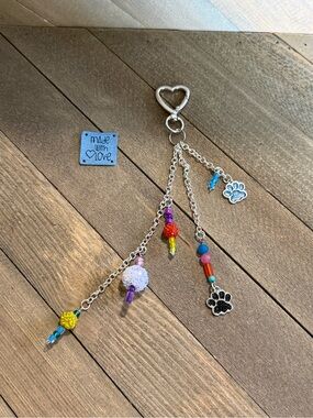 Adorable Handmade  Paws Key Purse Glitter Charm DOG LOVERS Glitter BEAD 🐾 NWOT